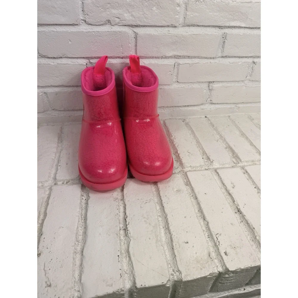UGG Classic Clear Mini Boots Kids 6 Pink Waterproof Fleece Lined 1112386K